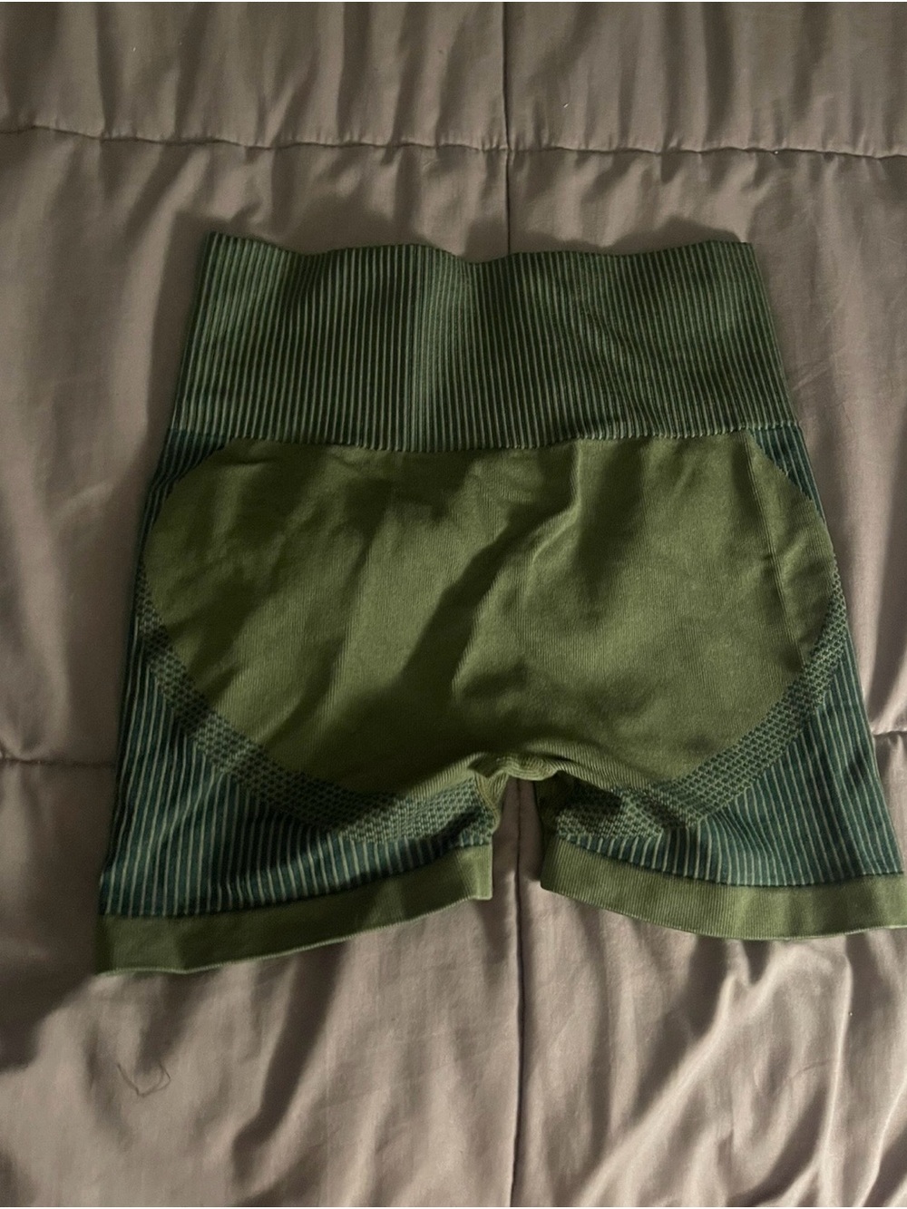 High-Waist Olive Green Women's Seamless Shorts
